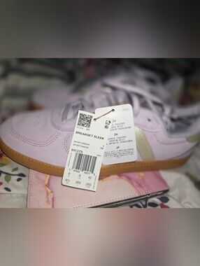 Adidas Breaknet Lavender Suede Sneakers with Gold Stripes and Gum Sole